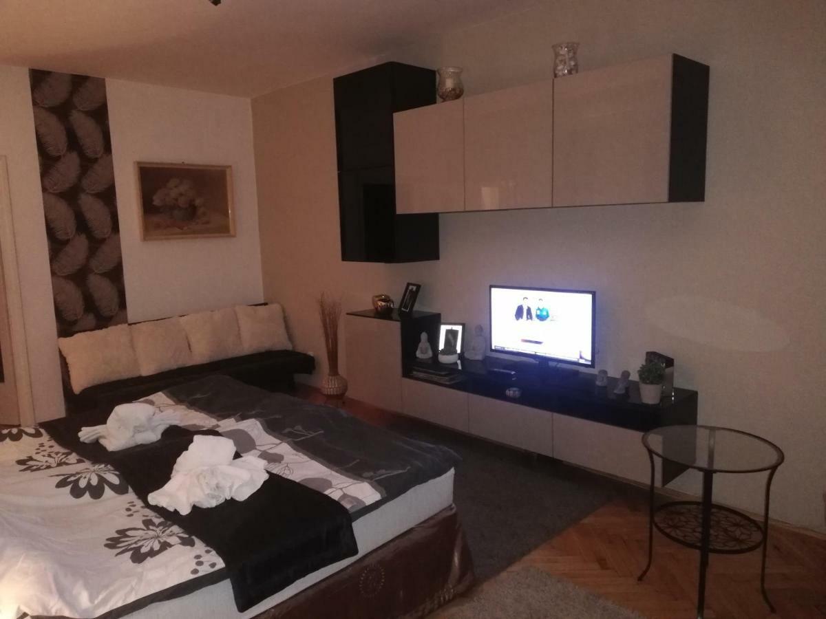 Heni Apartman Nagykanizsa Exterior photo